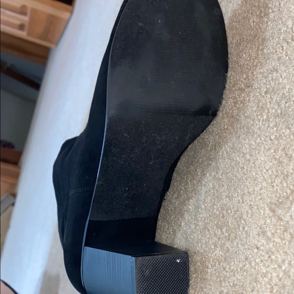 Black open toed heels - Picture 3 of 5